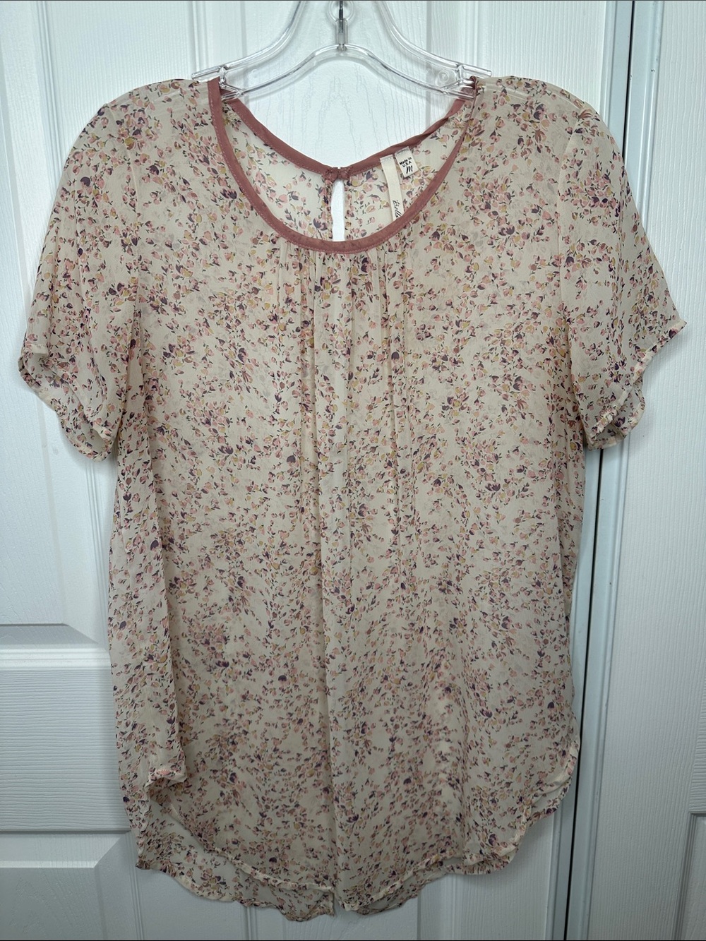 Nordstrom Bellatrix Cream Floral Short Sleeve Blouse with Pink Trim